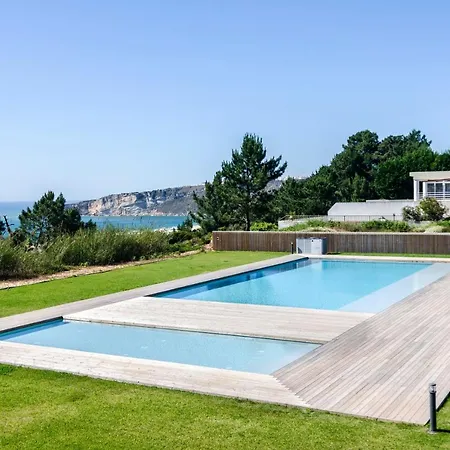 Mar A Vista - With Pool, Gym And Sea Views *