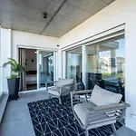Mar A Vista - With Pool, Gym And Sea Views Apartment *