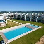 Mar A Vista - With Pool, Gym And Sea Views Apartment Nazare