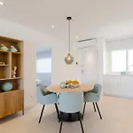 Apartment Mar A Vista - With Pool, Gym And Sea Views Nazare