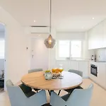 Mar A Vista - With Pool, Gym And Sea Views Apartment Nazare