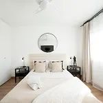 Apartment Mar A Vista - With Pool, Gym And Sea Views *