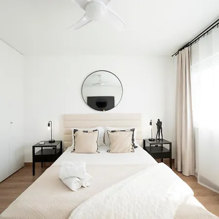 شقة Mar A Vista - With Pool, Gym And Sea Views *